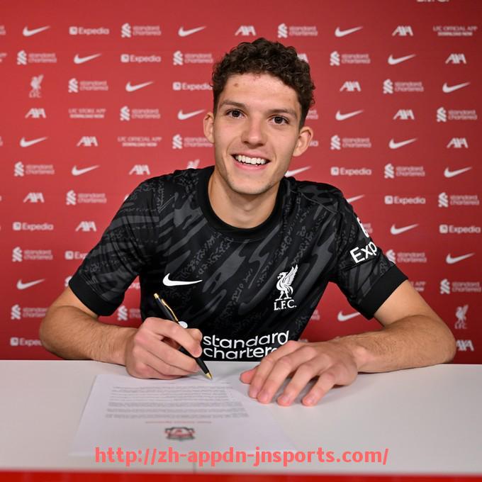 江南体育APP-2024赛季法甲外援综合竞技表现及赛季亮点总结